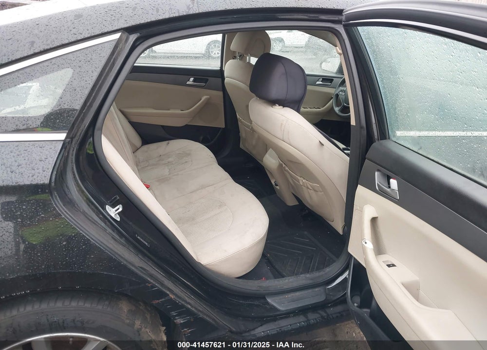 2015 HYUNDAI SONATA VIN: 5NPE24AF6FH218398