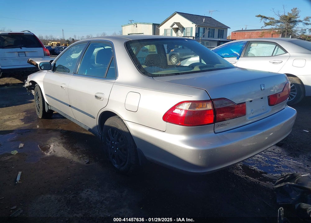 1998 HONDA ACCORD LX V6 VIN: 1HGCG1642WA070628