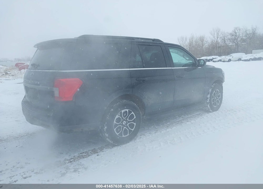 2024 FORD EXPEDITION XLT VIN: 1FMJU1J84REA14482
