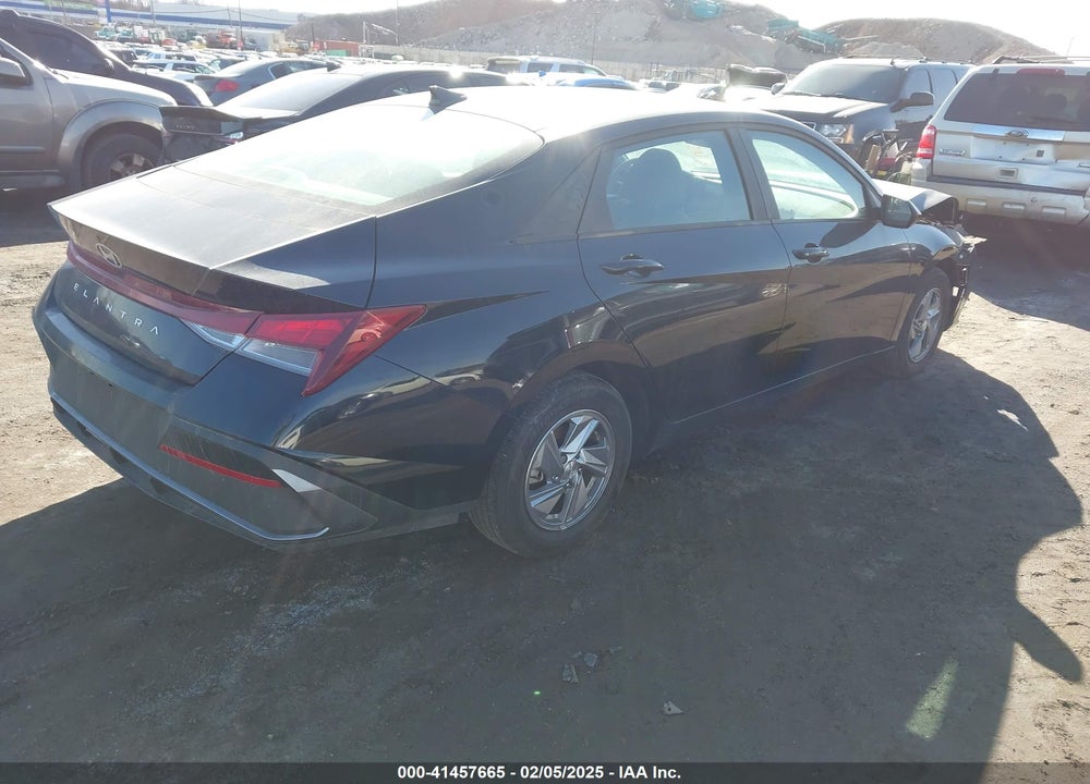 2024 HYUNDAI ELANTRA VIN: KMHLL4DG5RU726909