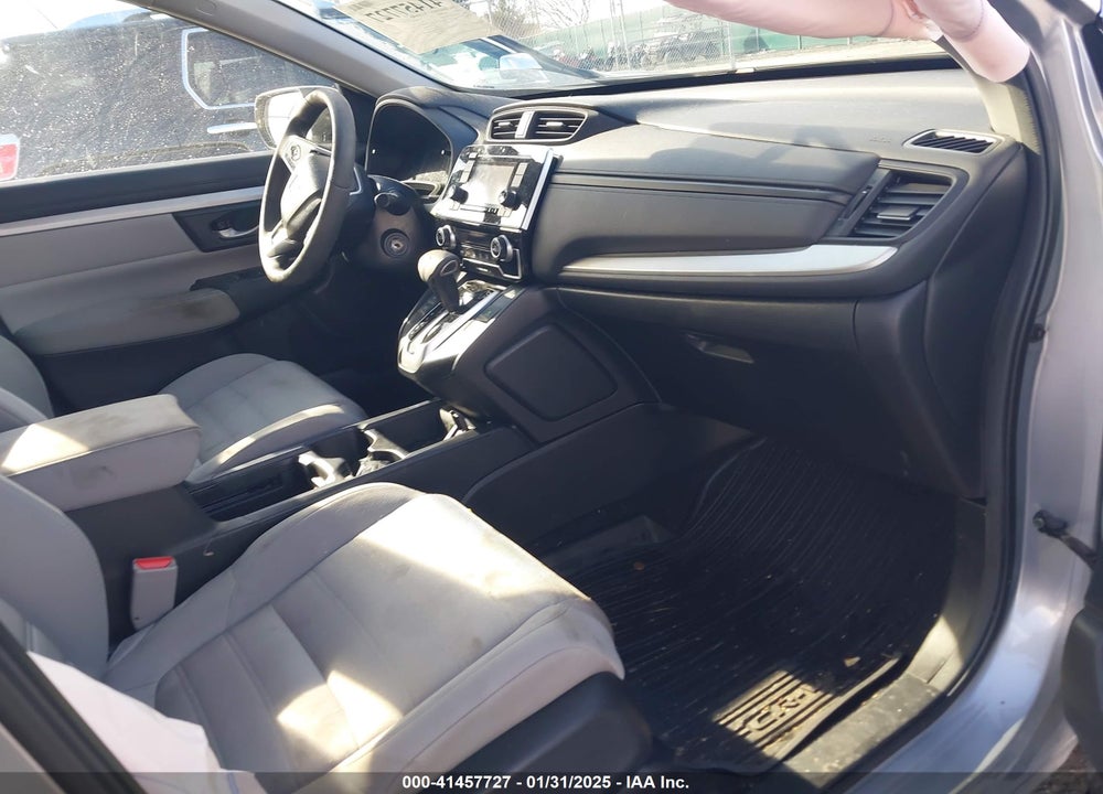2018 HONDA CR-V LX VIN: 2HKRW6H32JH215326