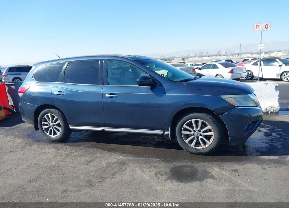 2015 NISSAN PATHFINDER S VIN: 5N1AR2MN6FC642401