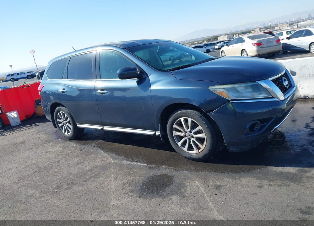 2015 NISSAN PATHFINDER S VIN: 5N1AR2MN6FC642401