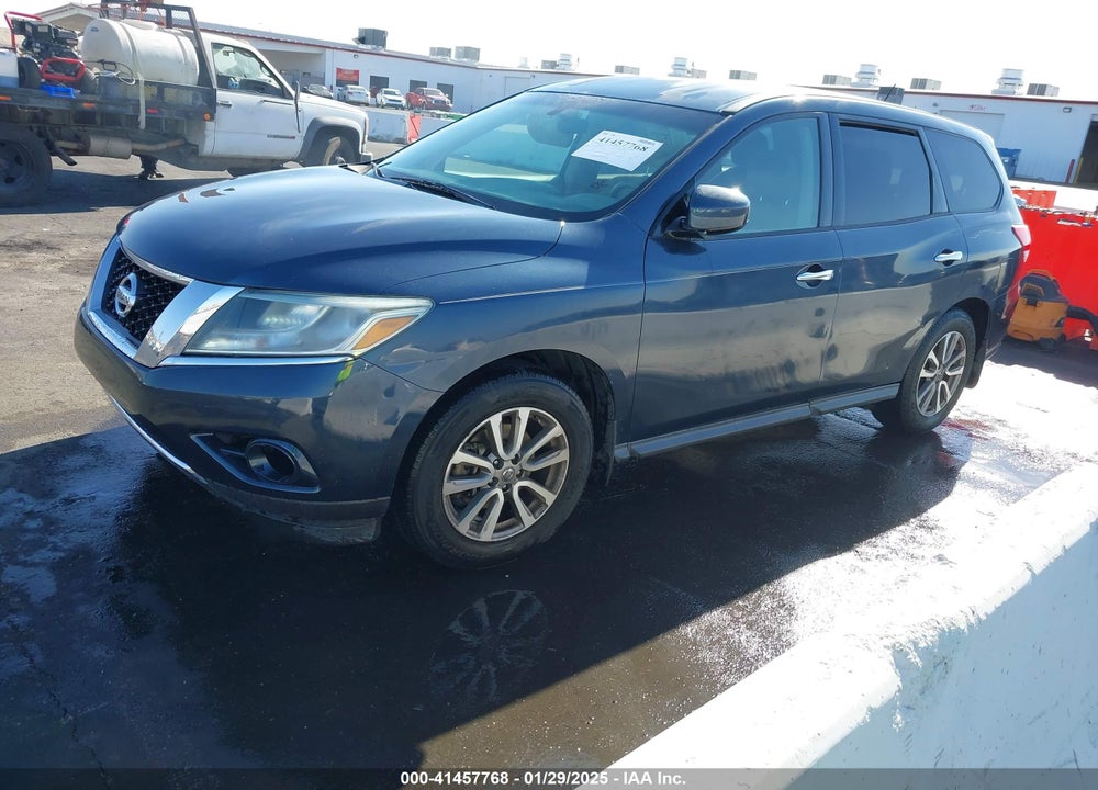 2015 NISSAN PATHFINDER S VIN: 5N1AR2MN6FC642401