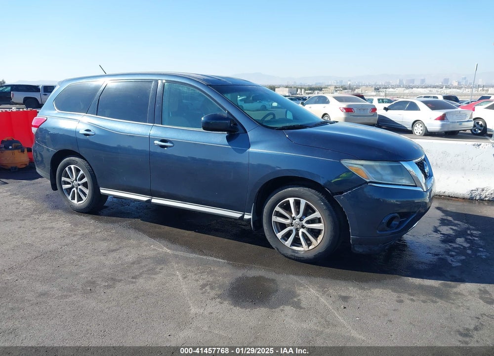 2015 NISSAN PATHFINDER S VIN: 5N1AR2MN6FC642401