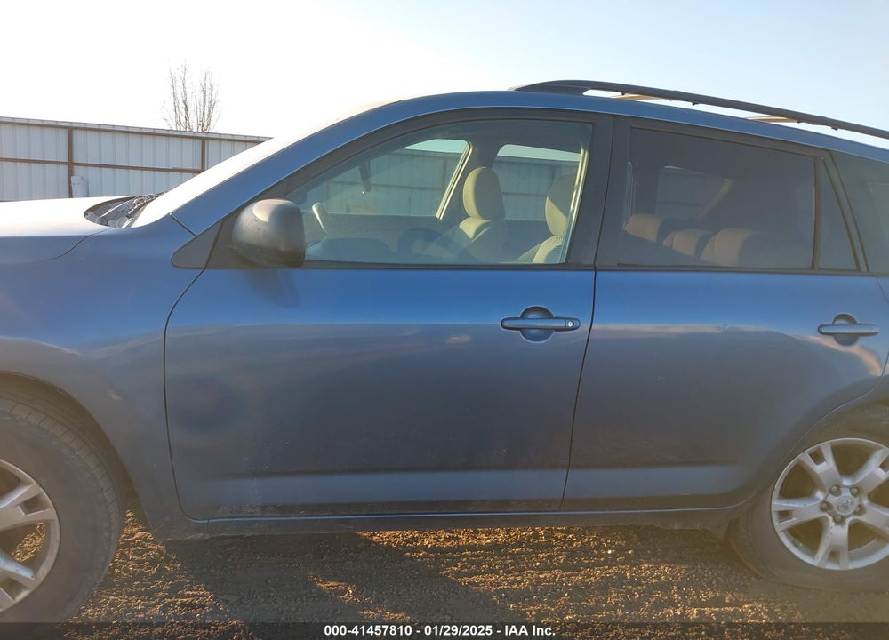 2011 TOYOTA RAV4 VIN: 2T3BF4DV0BW092682