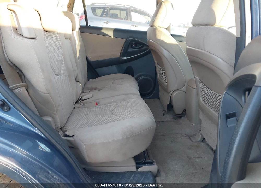 2011 TOYOTA RAV4 VIN: 2T3BF4DV0BW092682