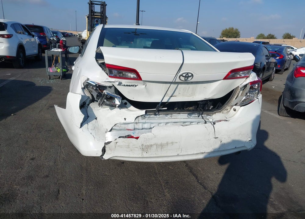 2013 TOYOTA CAMRY LE VIN: 4T1BF1FKXDU708854