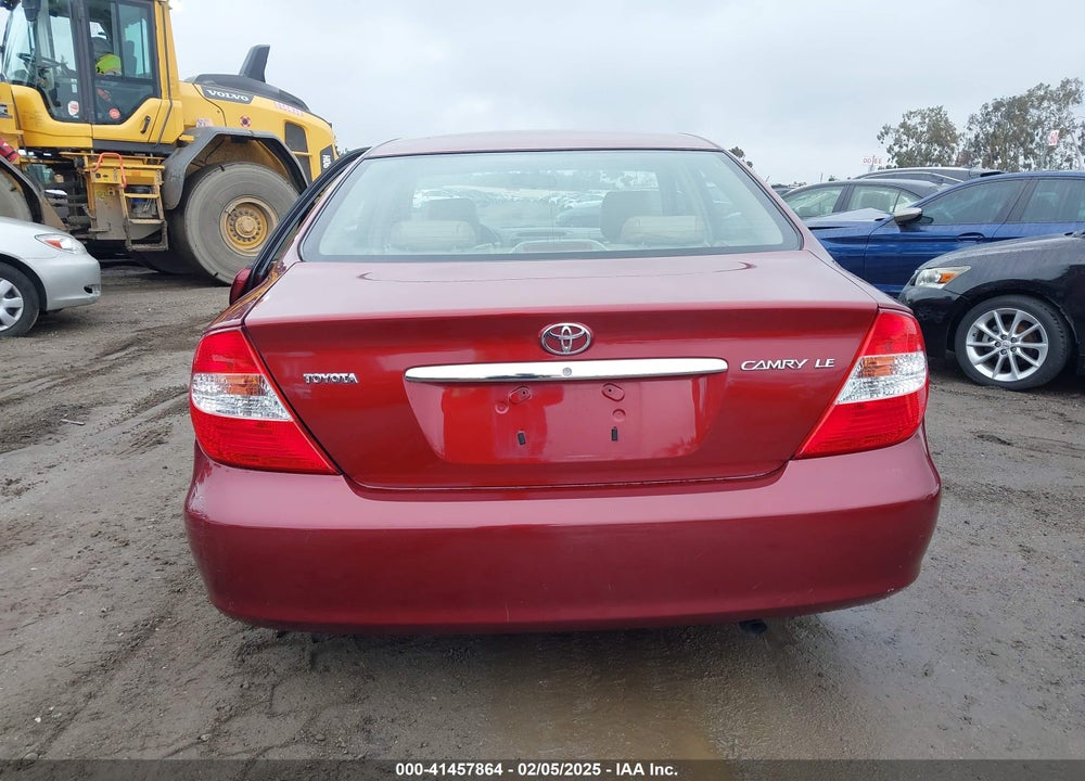2002 TOYOTA CAMRY VIN: JTDBE32K320111820