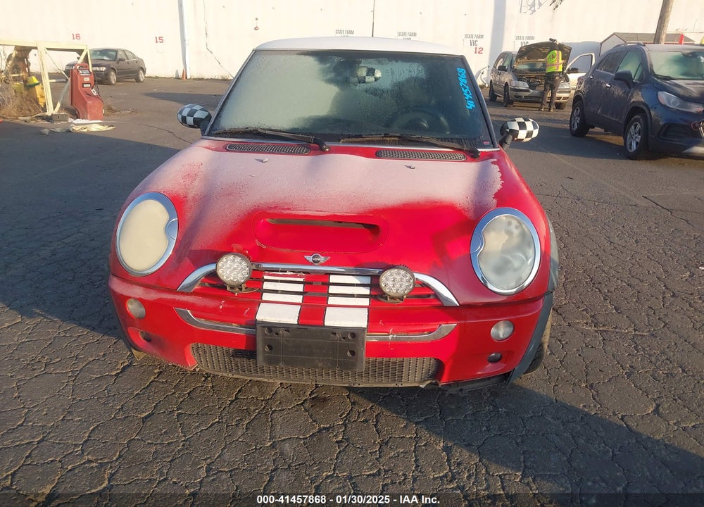 2006 MINI COOPER S VIN: WMWRE33586TJ34857