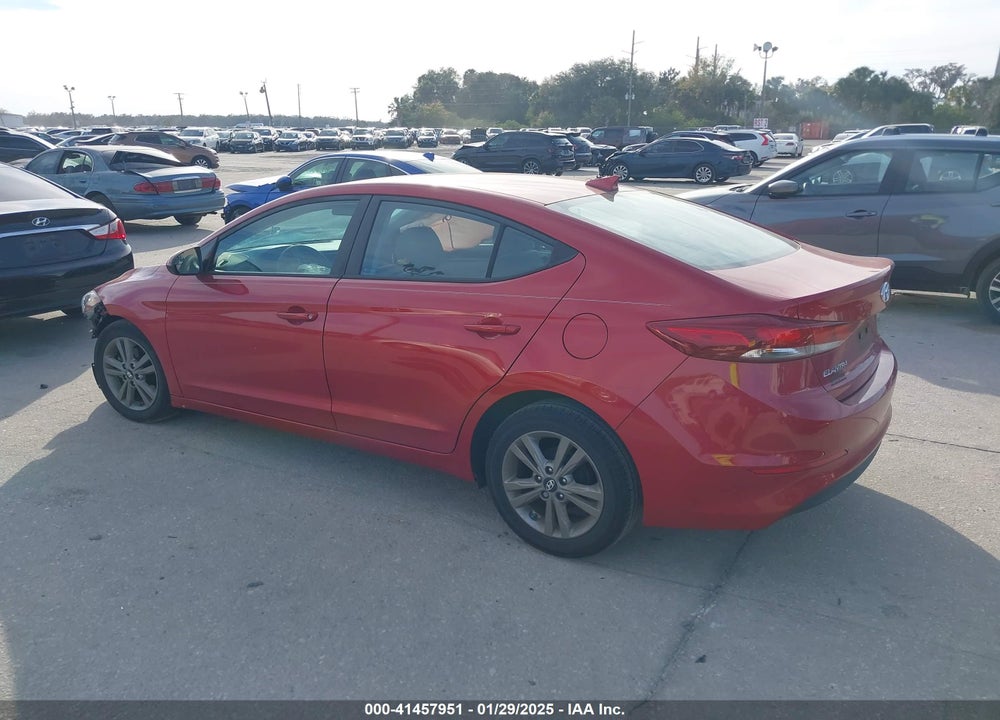 2017 HYUNDAI ELANTRA VIN: 5NPD84LF9HH160006