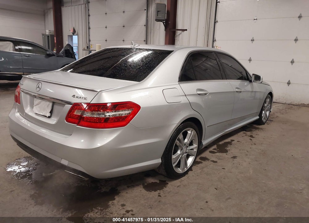 2011 MERCEDES-BENZ E 350 4MATIC VIN: WDDHF8HB8BA332695