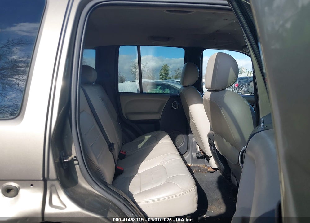 2003 JEEP LIBERTY RENEGADE VIN: 1J4GL38K93W573486