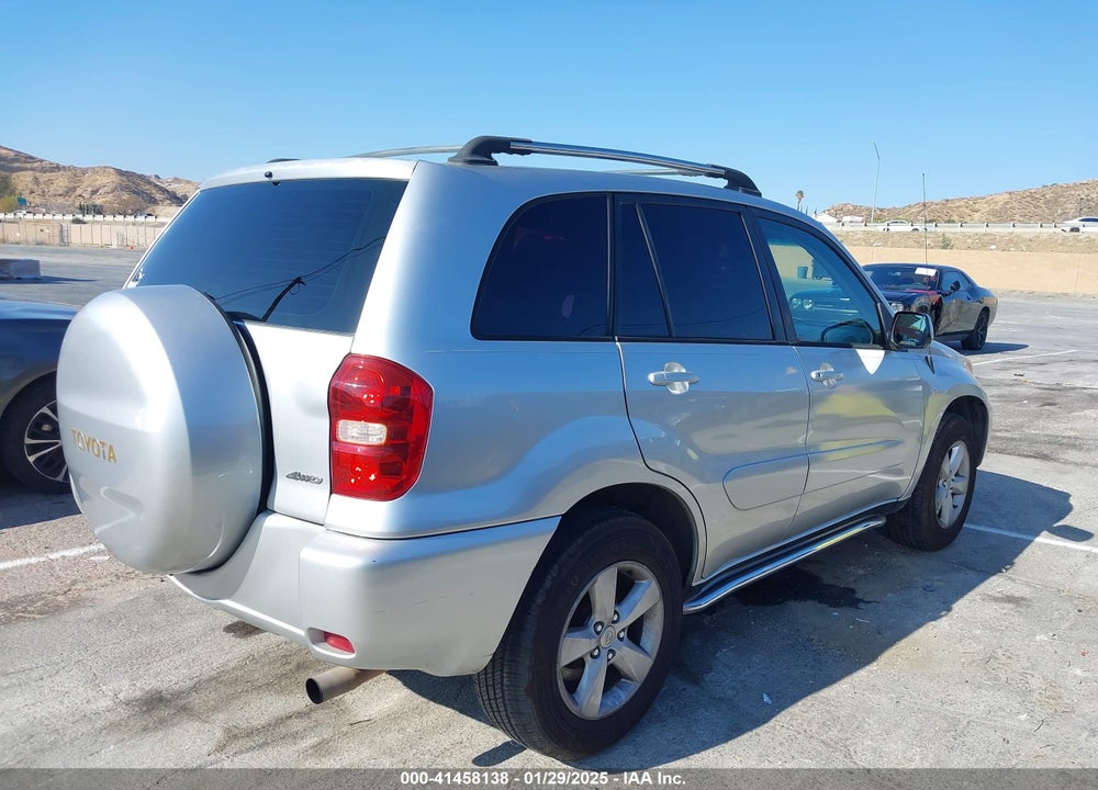 2005 TOYOTA RAV4 VIN: JTEHD20V556046809