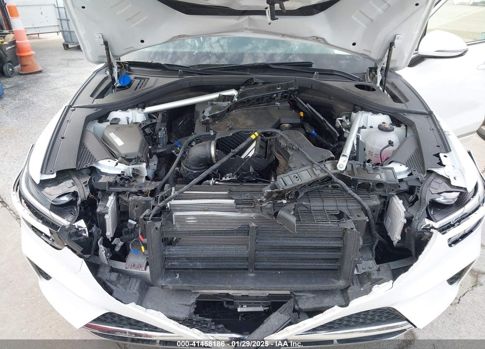 2025 GENESIS GV70 2.5T AWD VIN: 5NMMADTB1SH024037