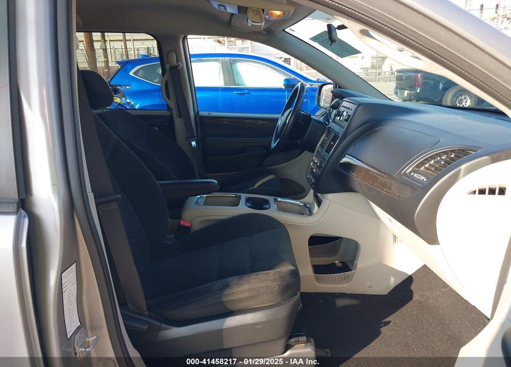 2016 DODGE GRAND CARAVAN SXT VIN: 2C4RDGCG8GR273765