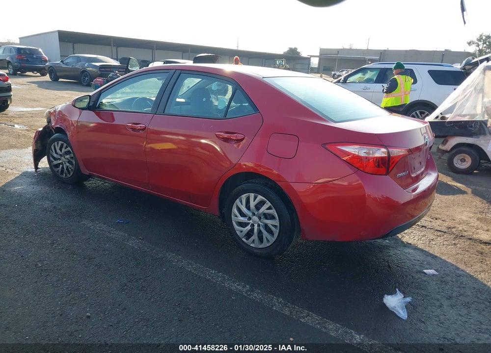 2018 TOYOTA COROLLA VIN: 5YFBURHE7JP740864