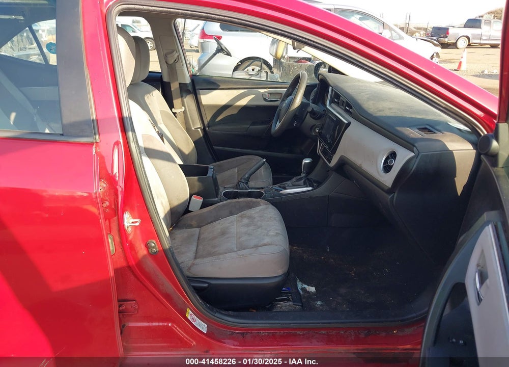 2018 TOYOTA COROLLA VIN: 5YFBURHE7JP740864