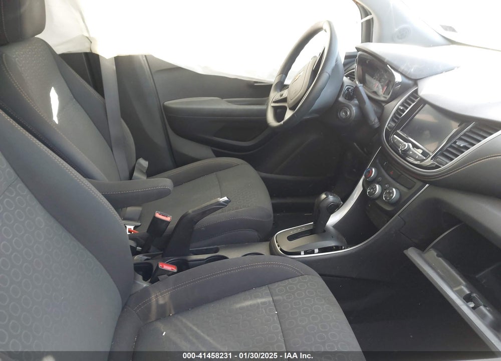2020 CHEVROLET TRAX VIN: 3GNCJNSB1LL148727