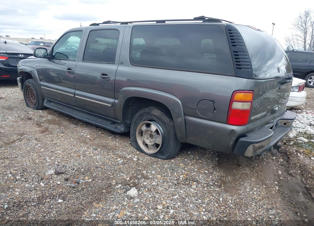 2002 CHEVROLET SUBURBAN 1500 LT VIN: 3GNEC16Z12G341471
