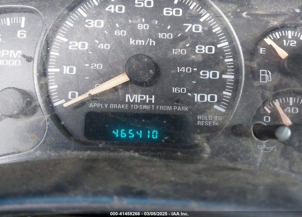 2002 CHEVROLET SUBURBAN 1500 LT VIN: 3GNEC16Z12G341471