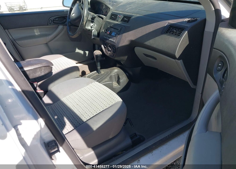 2006 FORD FOCUS VIN: 1FAFP34NX6W145961