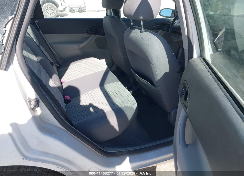 2006 FORD FOCUS VIN: 1FAFP34NX6W145961