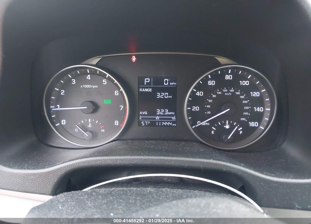 2017 HYUNDAI ELANTRA VIN: KMHD84LF6HU073858
