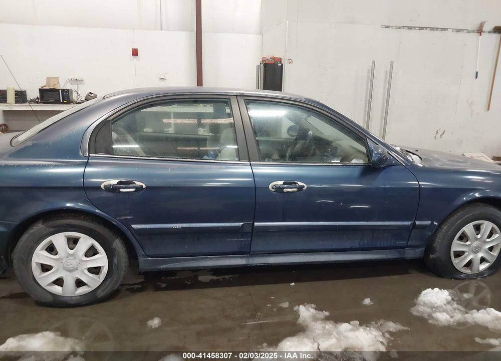 2004 HYUNDAI SONATA VIN: KMHWF25S94A041270