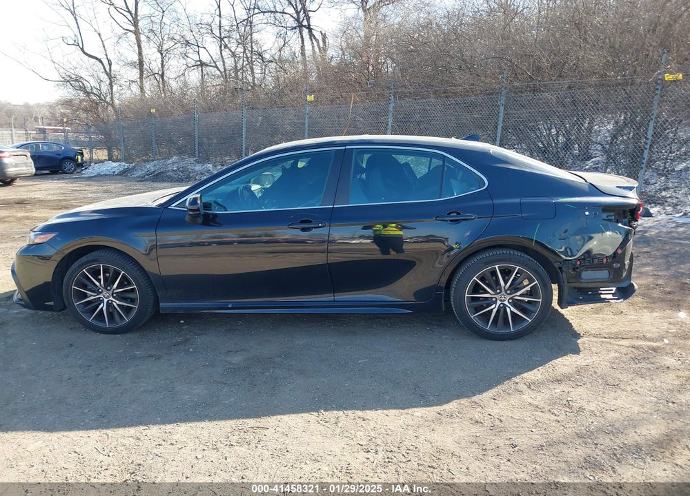2021 TOYOTA CAMRY VIN: 4T1G11AK0MU553162