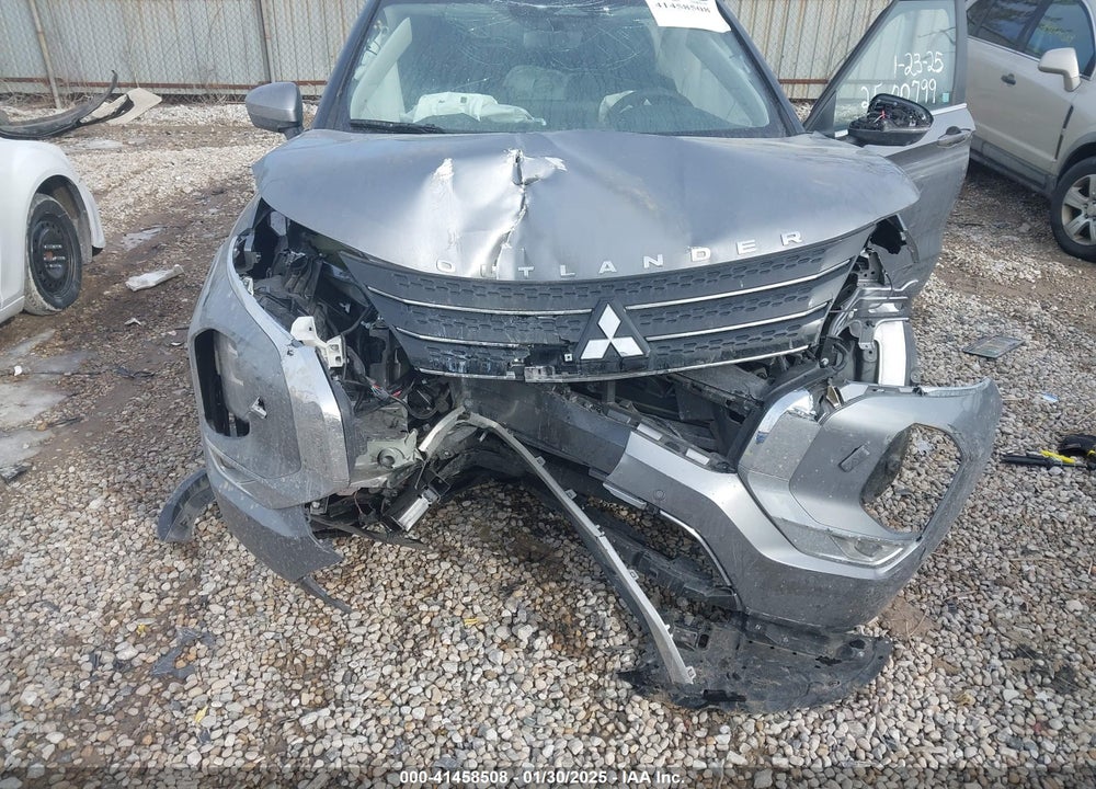 2024 MITSUBISHI OUTLANDER VIN: JA4J4VA82RZ007920
