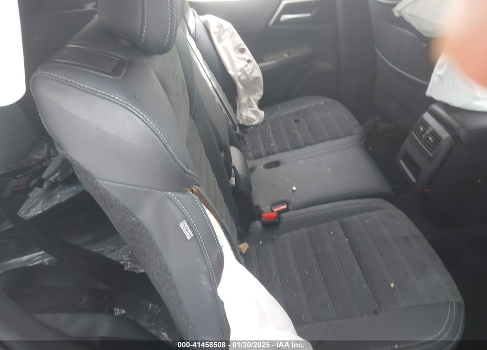 2024 MITSUBISHI OUTLANDER VIN: JA4J4VA82RZ007920