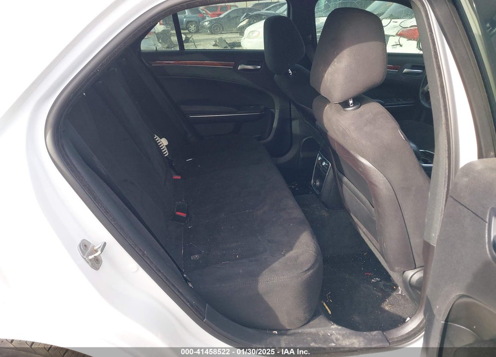 2012 CHRYSLER 300 VIN: 2C3CCAAG5CH104784