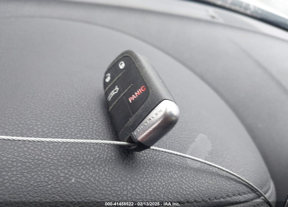 2012 CHRYSLER 300 VIN: 2C3CCAAG5CH104784