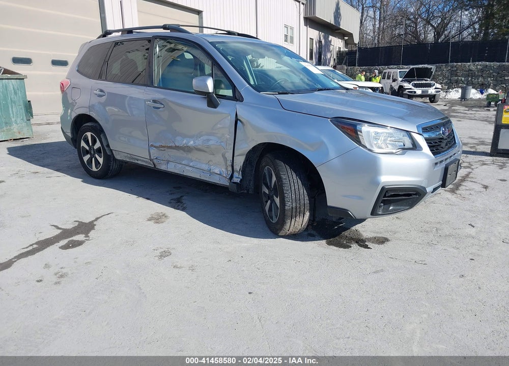 2018 SUBARU FORESTER 2.5I PREMIUM VIN: JF2SJAEC1JH419431