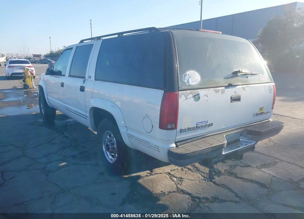 1994 GMC SUBURBAN K2500 VIN: 1GKGK26N9RJ758194