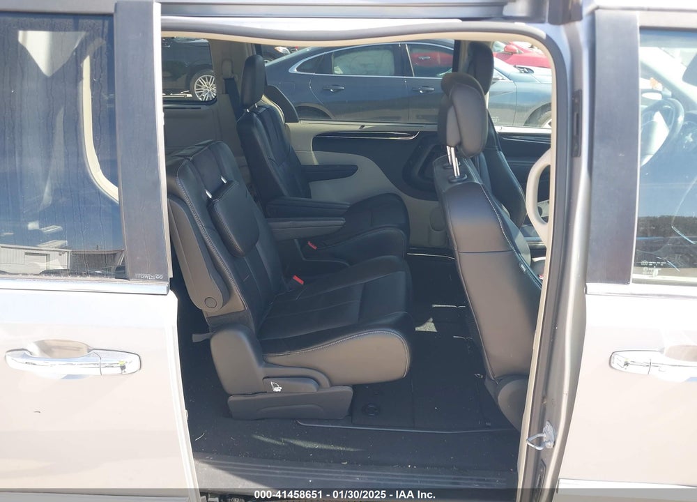 2014 CHRYSLER TOWN & COUNTRY LIMITED VIN: 2C4RC1GG1ER197989