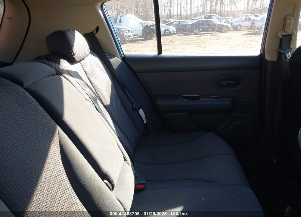 2008 NISSAN VERSA VIN: 3N1BC13E58L395887