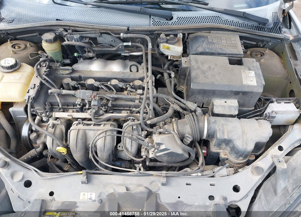 2005 FORD FOCUS ZX4 VIN: 1FAFP34N25W242327