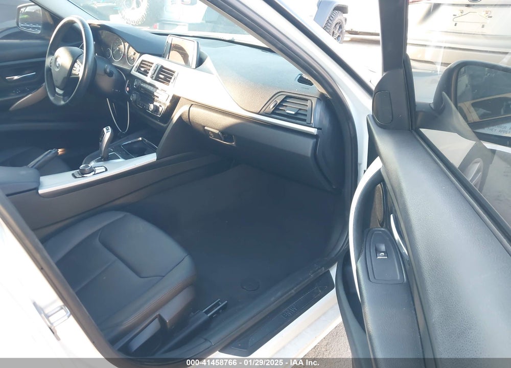 2017 BMW 320I VIN: WBA8E1G37HNU15869