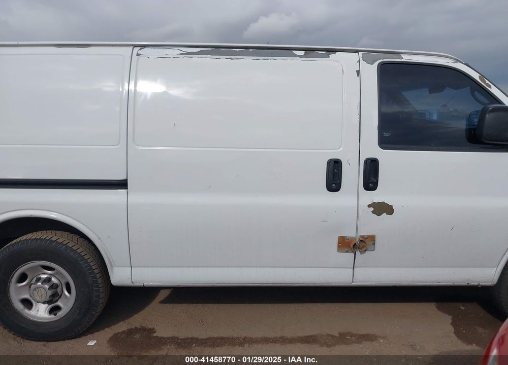 2011 CHEVROLET EXPRESS 2500 WORK VAN VIN: 1GCWGFCA5B1105093