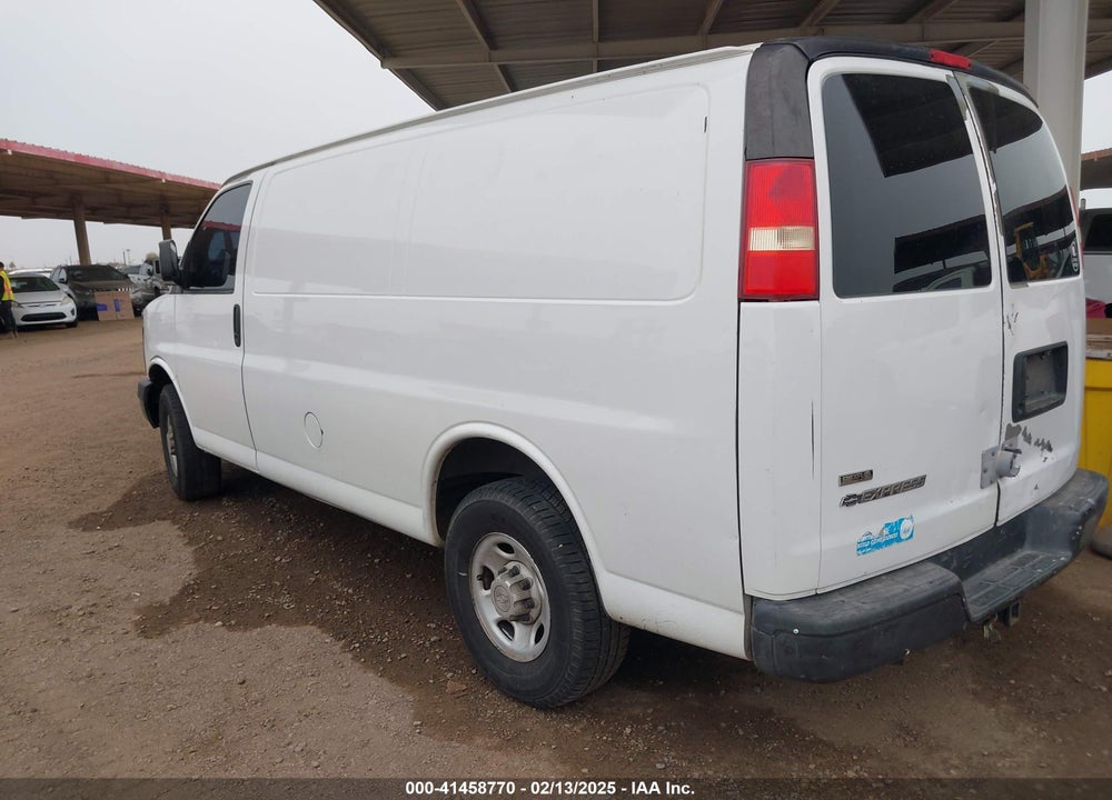 2011 CHEVROLET EXPRESS 2500 WORK VAN VIN: 1GCWGFCA5B1105093
