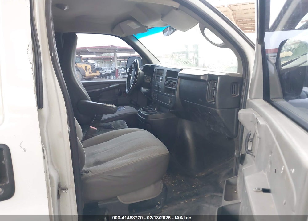 2011 CHEVROLET EXPRESS 2500 WORK VAN VIN: 1GCWGFCA5B1105093