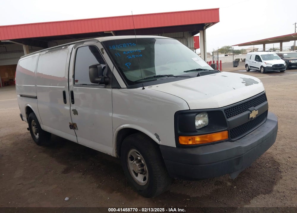 2011 CHEVROLET EXPRESS 2500 WORK VAN VIN: 1GCWGFCA5B1105093