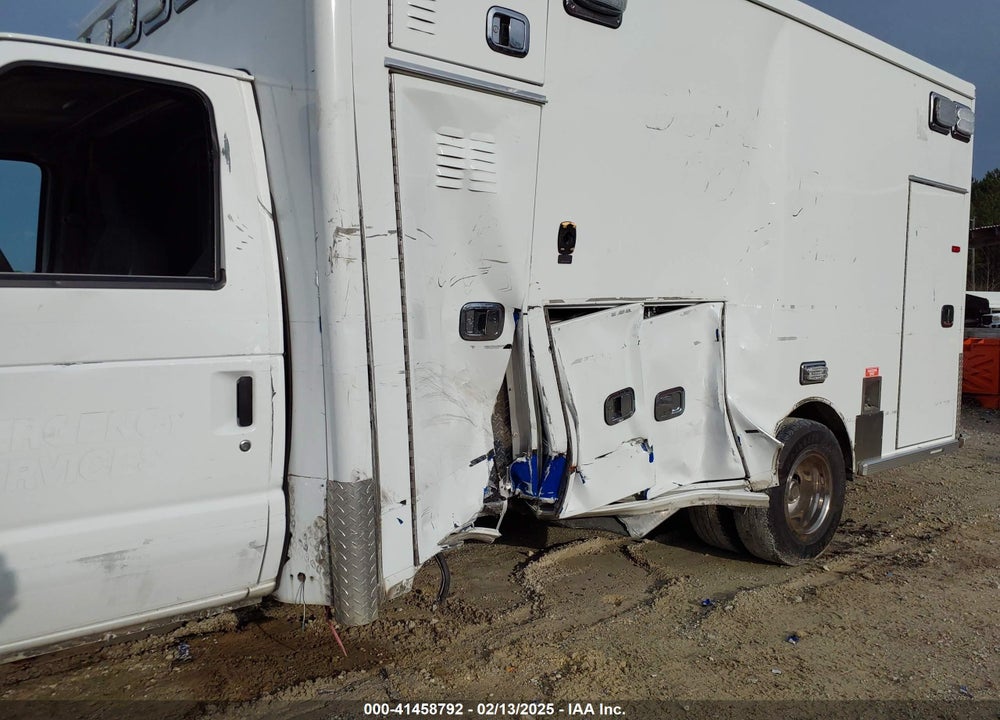 2019 FORD E-450 CUTAWAY VIN: 1FDXE4FS4KDC36112