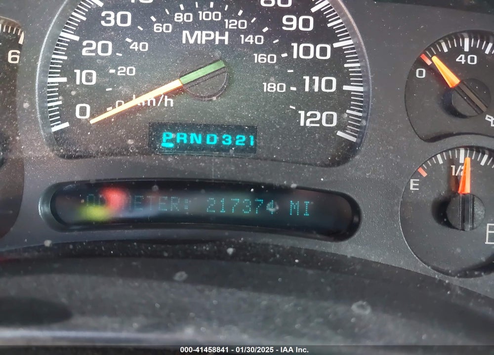 2004 CHEVROLET TAHOE LS VIN: 1GNEC13V04R201965