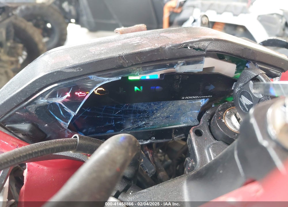 2014 HONDA CB500 F VIN: MLHPC456XE5100995