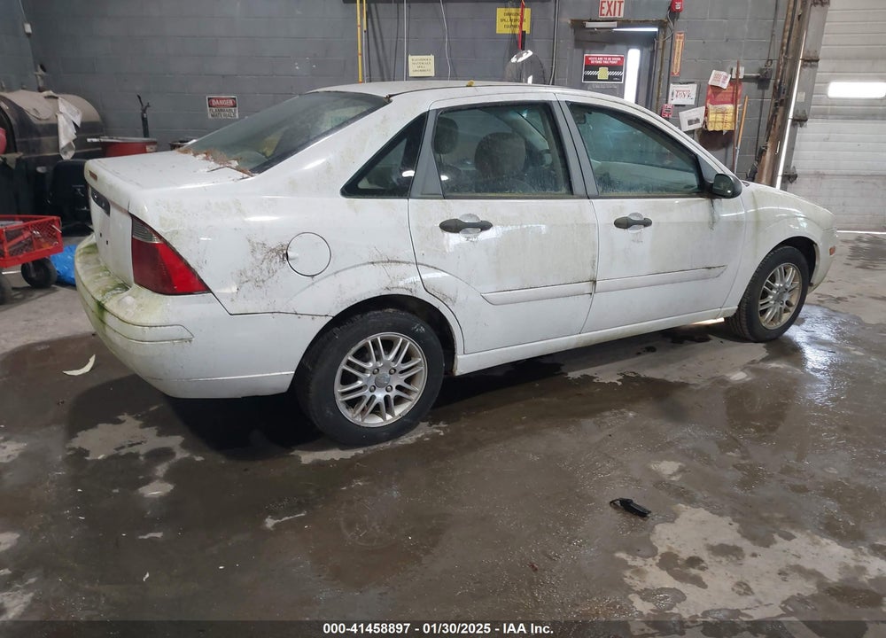 2007 FORD FOCUS S/SE/SES VIN: 1FAFP34N27W319832