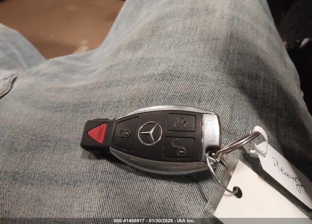 2011 MERCEDES-BENZ S 550 VIN: WDDNG8GB0BA374103