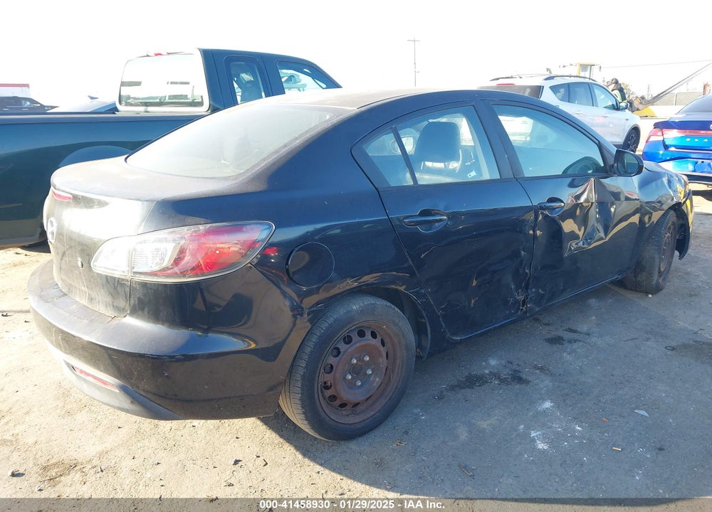 2011 MAZDA 3 I SPORT VIN: JM1BL1UG2B1409658